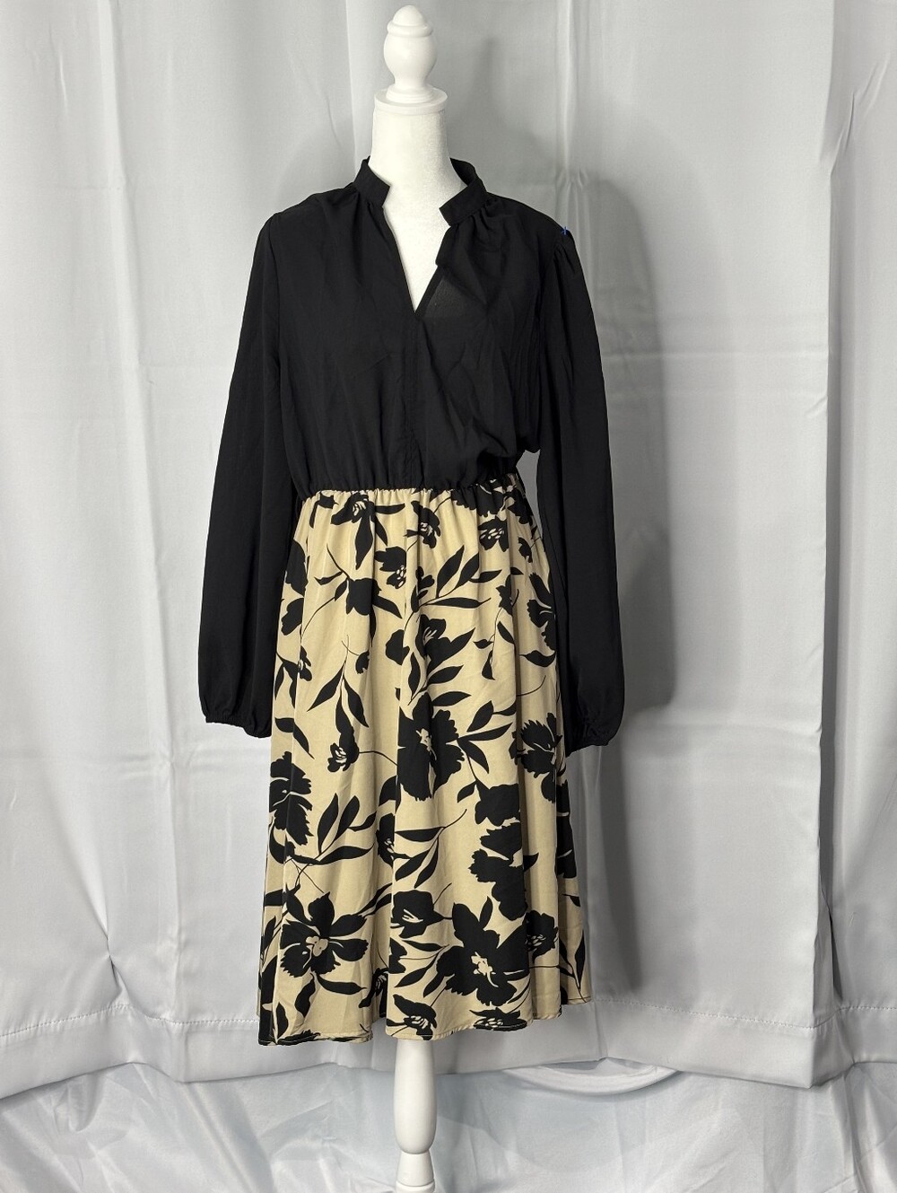 SHEIN Women’s Size L Black Beige Floral Midi Dress Long Sleeve Fit & Flare